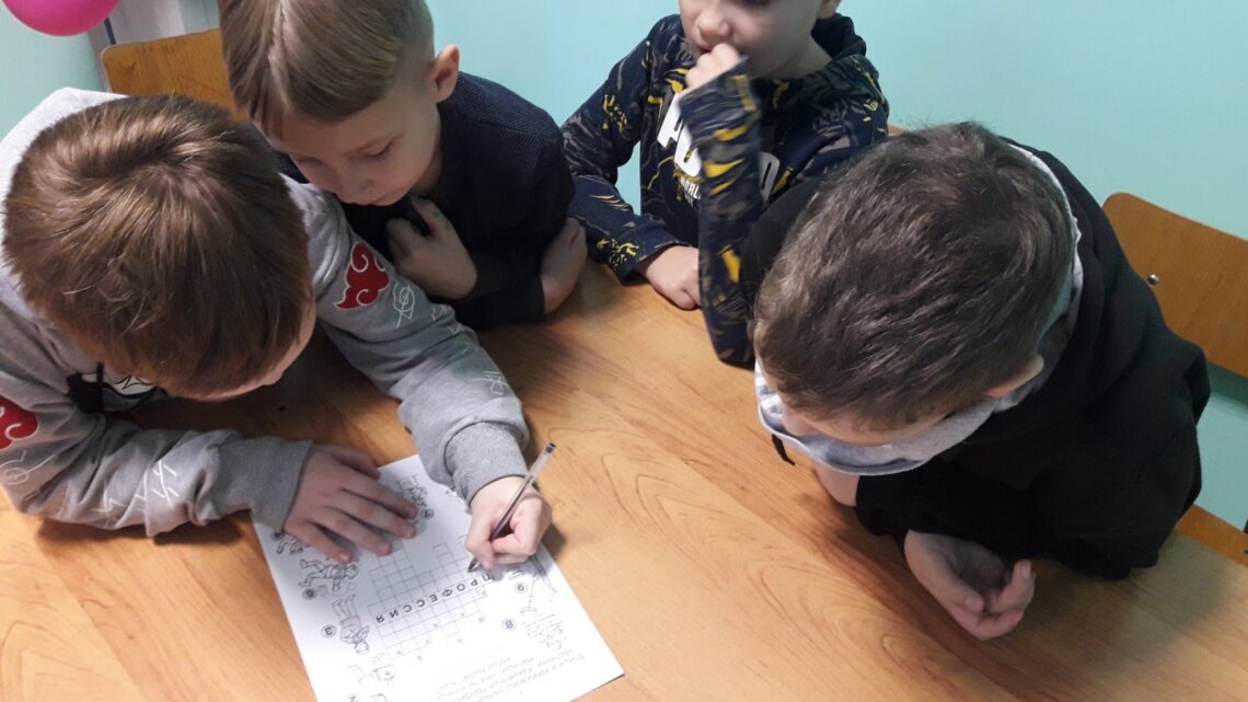 Учащиеся 3А класса СШ 14 принимали участие в игре «Азбука профессий» Учащиеся 3А класса СШ 14 принимали участие в игре «Азбука профессий»