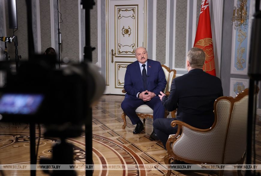 Лукашенко считает абсолютно недопустимым применение ядерного оружия