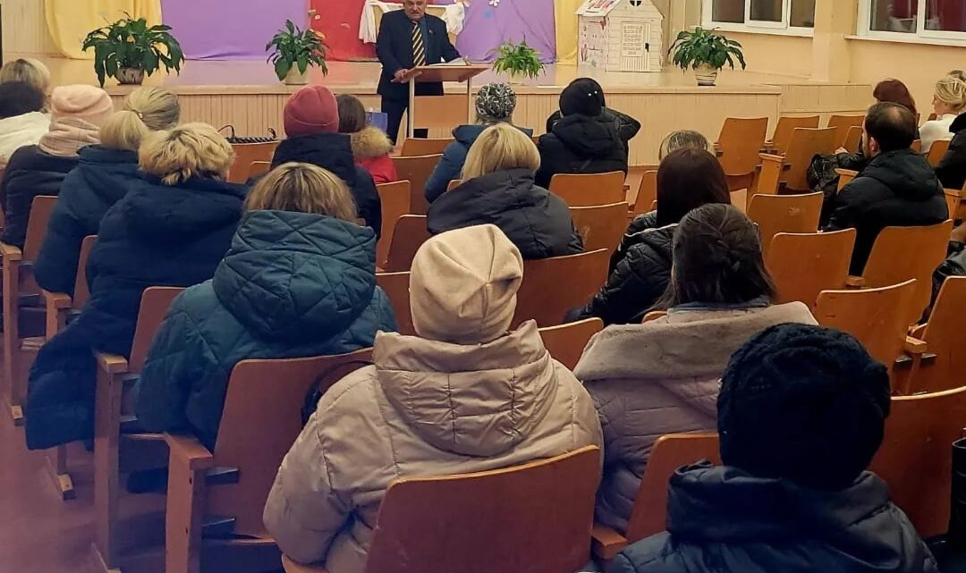 В СШ 14 г.Лиды в рамках общешкольного родительского собрания были актуализированы вопросы обеспечения безопасности и сохранения здоровья детей