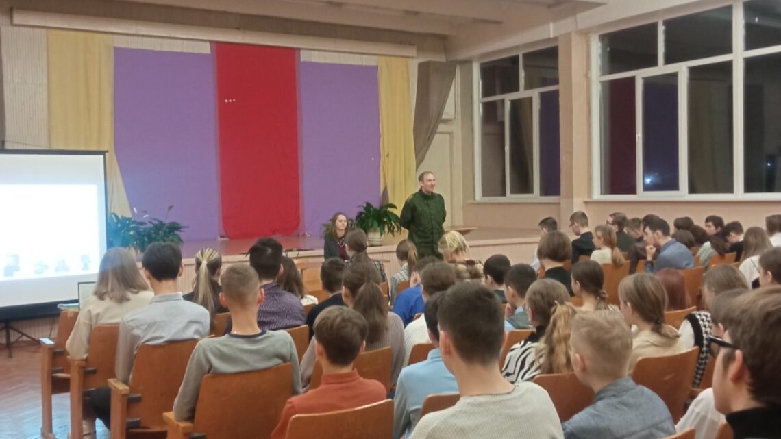 Гордость за Беларусь. Храним прошлое, ценим настоящее, строим будущее. Гордость за Беларусь. Храним прошлое, ценим настоящее, строим будущее.