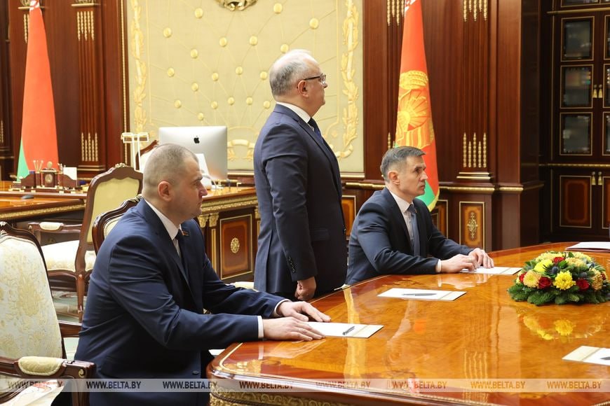 Президент Беларуси Александр Лукашенко согласовал назначение новых ректоров в трех вузах страны Президент Беларуси Александр Лукашенко согласовал назначение новых ректоров в трех вузах страны