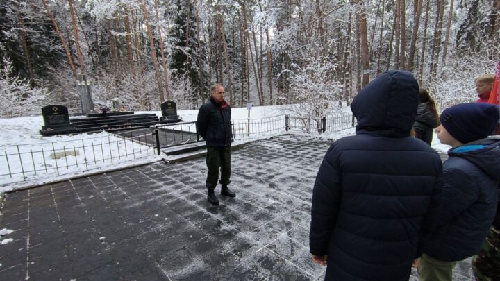 Митинг-реквием у Мемориального комплекса на одном из мест убийства нацистами узников гетто