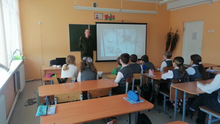 Урок мужества «Женское лицо войны»