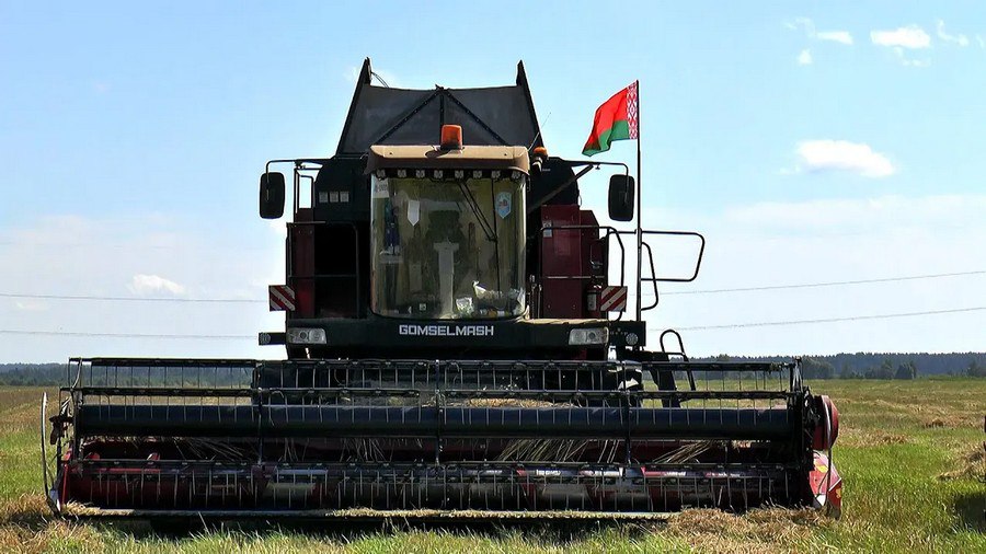 🚜 В хозяйстве «Песковцы» чествовали передовиков жатвы 🚜 В хозяйстве «Песковцы» чествовали передовиков жатвы
