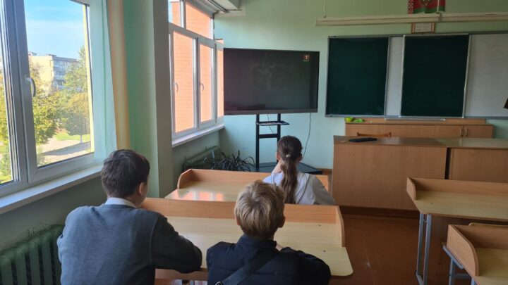 Военно-патриотический видеолекторий «АК. Армия проклятых»