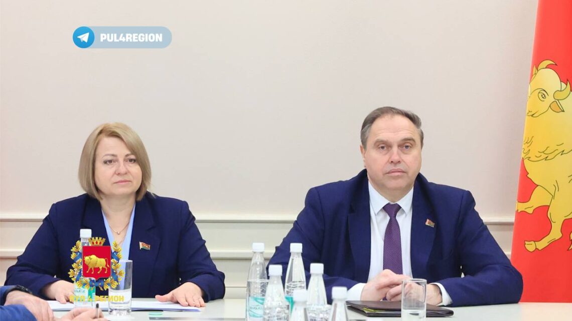 Губернатор Гродненской области Владимир Караник принял участие в заседании членов президиума Гродненского областного Совета депутатов и Гродненского облисполкома