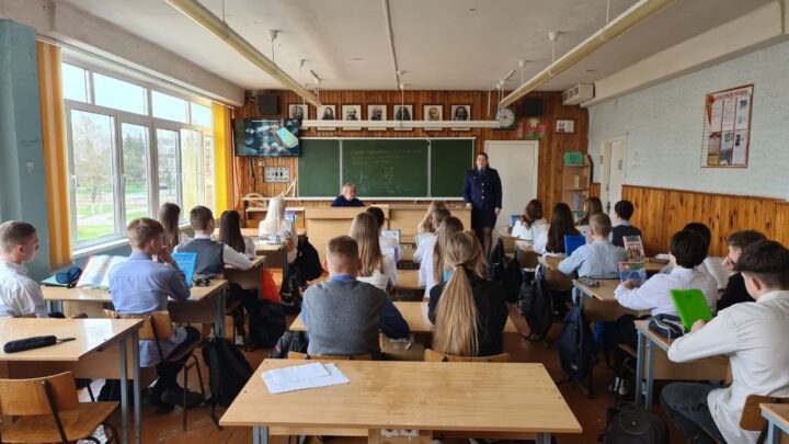 Встреча с учащимися «Геноцид белорусского народа» с участием помошника прокурора Лидского района