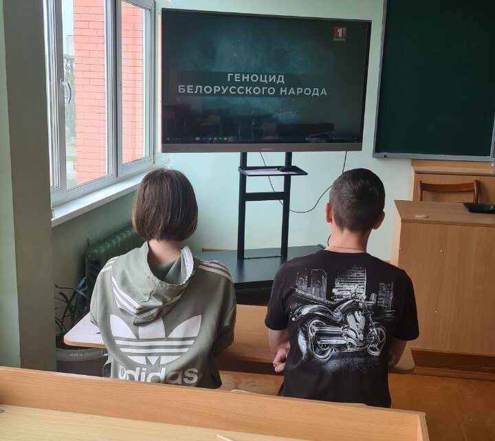 Военно-патриотический кинолекторий «Украинская сотня» Военно-патриотический кинолекторий «Украинская сотня»