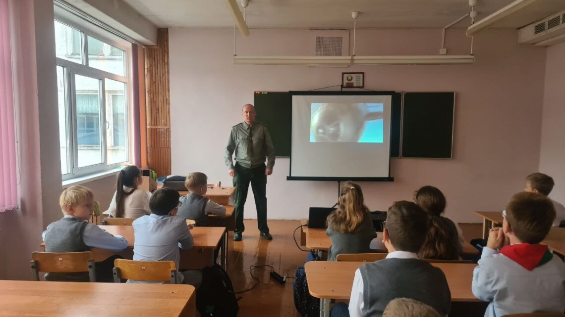Классный час, посвященный Дню мира