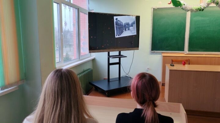 Урок памяти «Вас нельзя забыть» ко Дню Неизвестного солдата