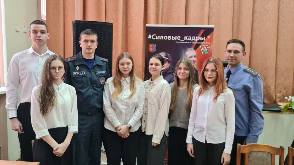 Отряд МООП нашей школы посетил мероприятие, посвященное дню рождения МООП
