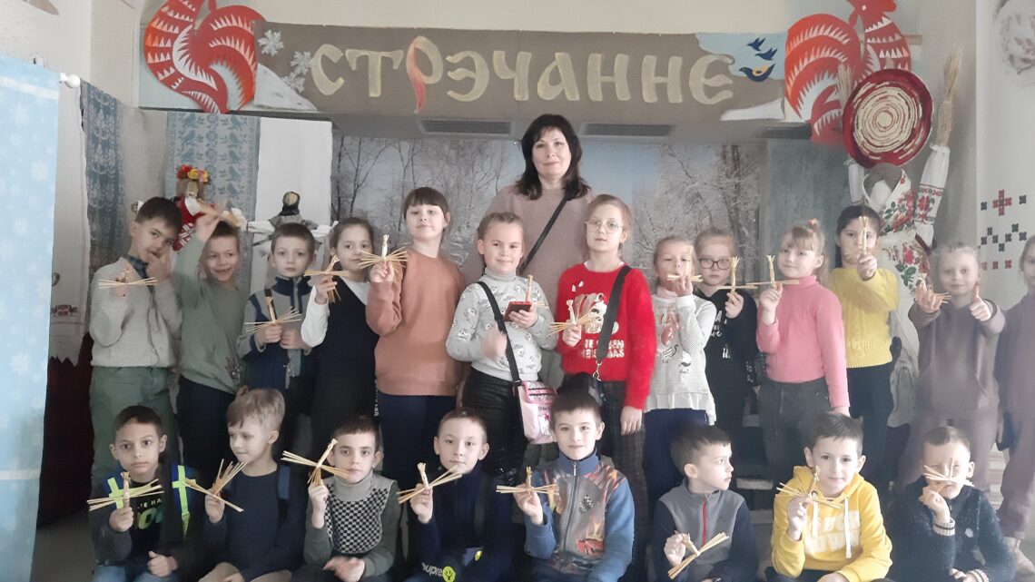 Лялечны тэатр у суботні дзень Лялечны тэатр у суботні дзень