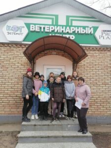Сегодня учащиеся 6в и 7в классов СШ 14 г.Лиды посетили ветеринарный центр «Кот Бегемот»