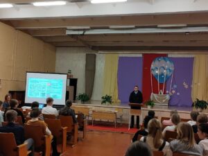 24.11.2022 г. в рамках реализации «ШАГ» в СШ №14 г. Лиды прошла встреча по теме:» Гордость за Беларусь».