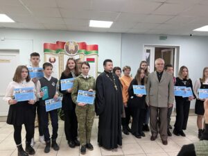 Пусть участие в конкурсе поможет становлению и развитию ярких талантов, а их творчество принесёт пользу людям. Желаем ребятам и педагогам успехов в творчестве, мира и добра!
