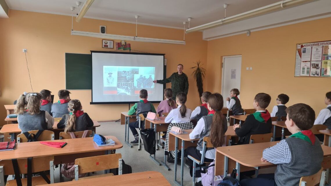 Урок мужества «Афганистан в наших сердцах» Урок мужества «Афганистан в наших сердцах»