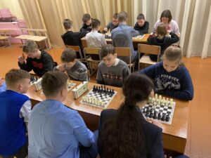 Поздравляем!!! Сборная команда школы по шахматам заняла 3 место в районной спартакиаде школьников по шахматам.