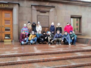 11.03.2023 года учащиеся 9 «А», 6 «А», 5 «А» класса посетили один из самых молодых музеев страны — Музей современной белорусской государственности