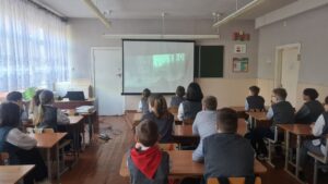Урок мужества «Мы шли к Победе вместе»