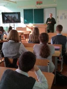 Классный час «Танкисты в боях за Родину»