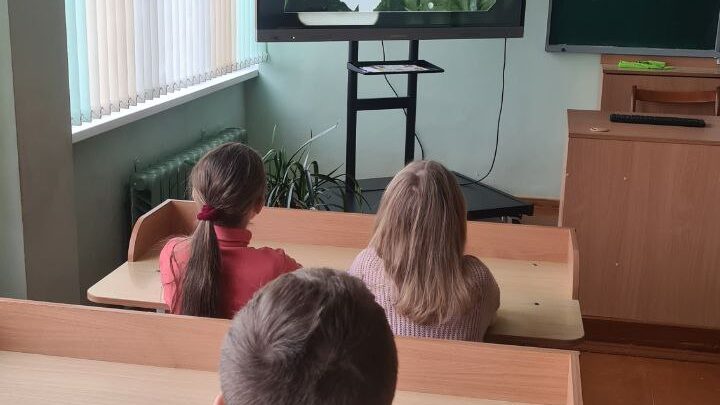 Военно-патриотический кинолекторий «Жизнь на измене»