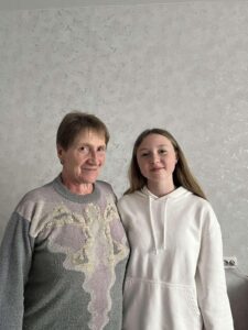 Члены общешкольного волонтерского отряда «Горячие сердца» продолжают делать добрые дела в рамках реализации проекта «Одно доброе дело»