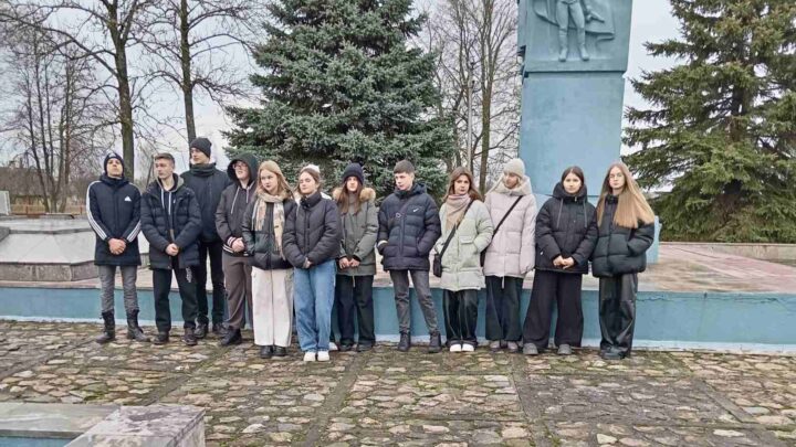 28 декабря учащиеся 9А и 9Б класса посетили школьный музей Гончарской средней школы