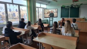 Военно-патриотический кинолекторий «Гудбай, Америка» в рамках 6-го школьного дня