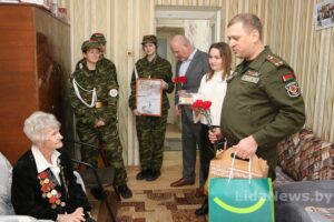 В Лиде поздравили блокадницу, пережившую 872 дня осады Ленинграда